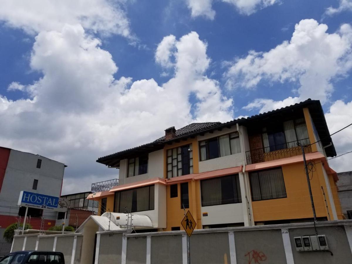 Hostal El Confort Quito Norte ภายนอก รูปภาพ