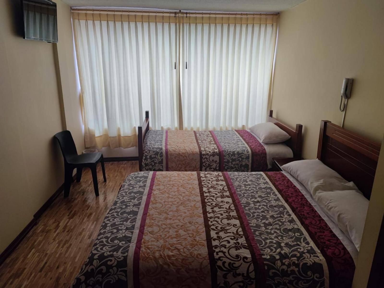 Hostal El Confort Quito Norte ภายนอก รูปภาพ